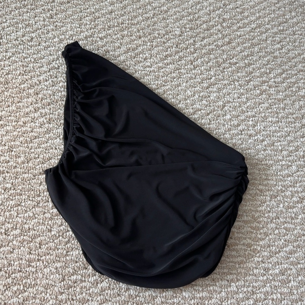 Express One Shoulder Top - Picture 8 of 12